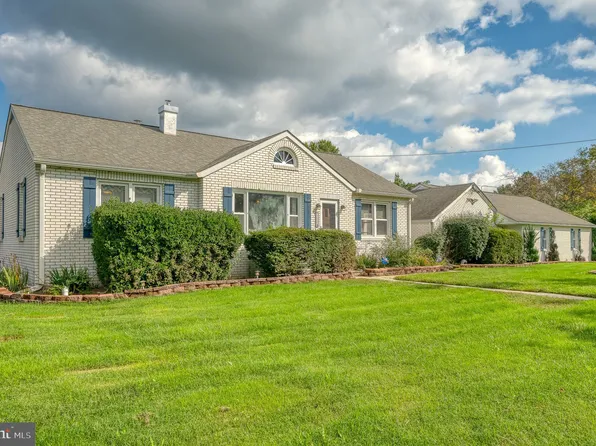 4532 E Joppa Rd, Perry Hall, MD 21128