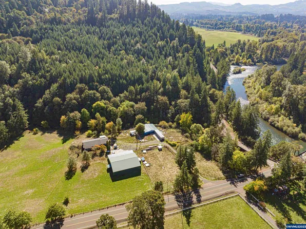 40850 McDowell Creek Dr, Lebanon, OR 97355