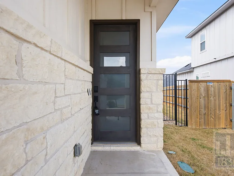 4910 Warm Wassail Dr — Photo 34
