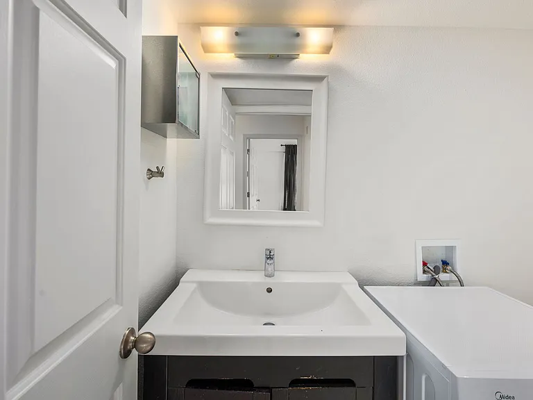 505 E Denny Way #506 — Photo 16