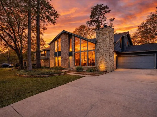 530 Enchanted Ln, Spring, TX 77388