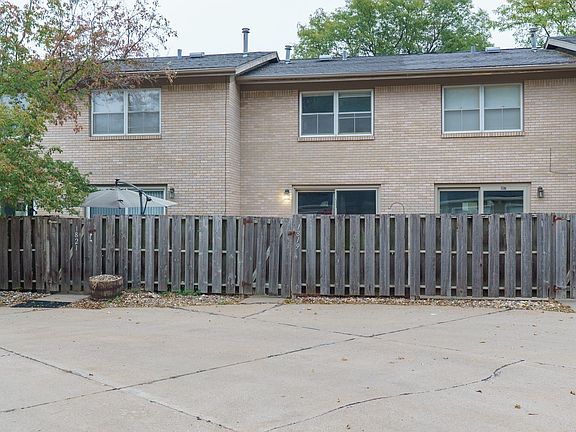 4th image of 1819 Indian Hills Dr