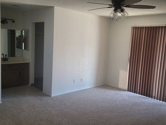 3rd image of 2975 Dogwood Ct