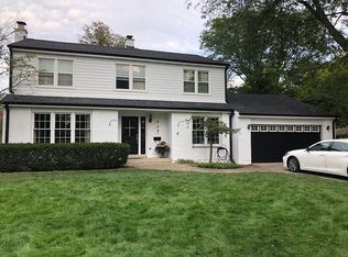 925 S Saylor Ave, Elmhurst, IL