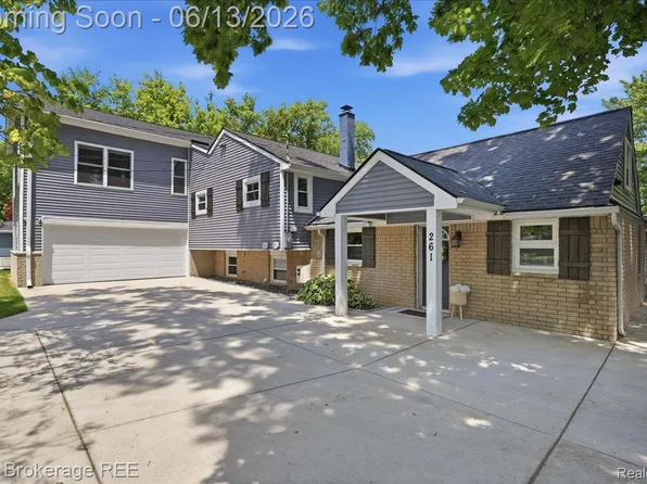 261 Reymont Rd, Waterford, MI 48327