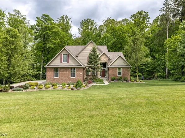 14129 Ryan Dr, Bedford, OH 44146