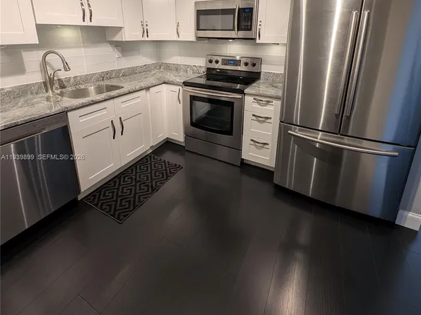 18151 NE 31st Ct APT 307, Aventura, FL 33160