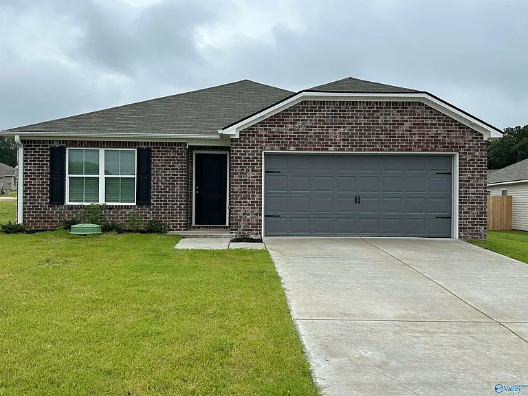 205 Six Pence Ct — Photo 1