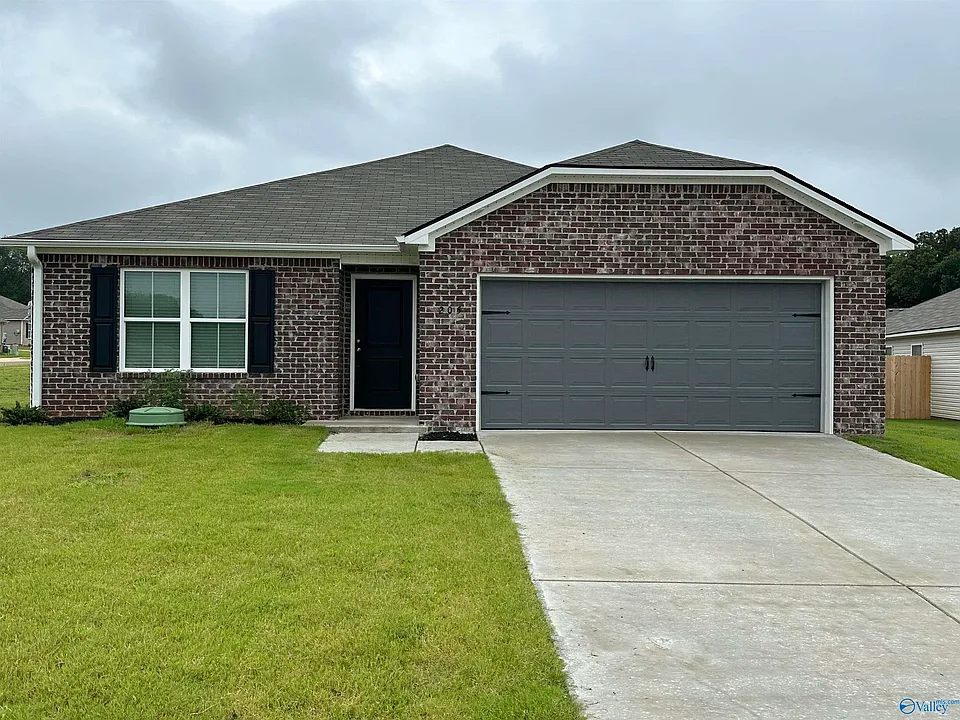 205 Six Pence Ct