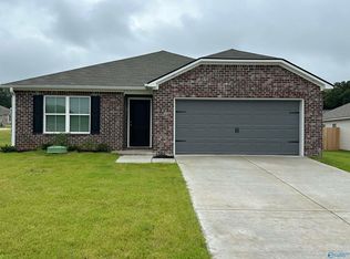205 Six Pence Ct, New Market, AL 35761