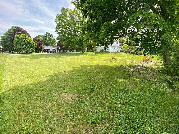 4th image of 209 E Garfield Ave
