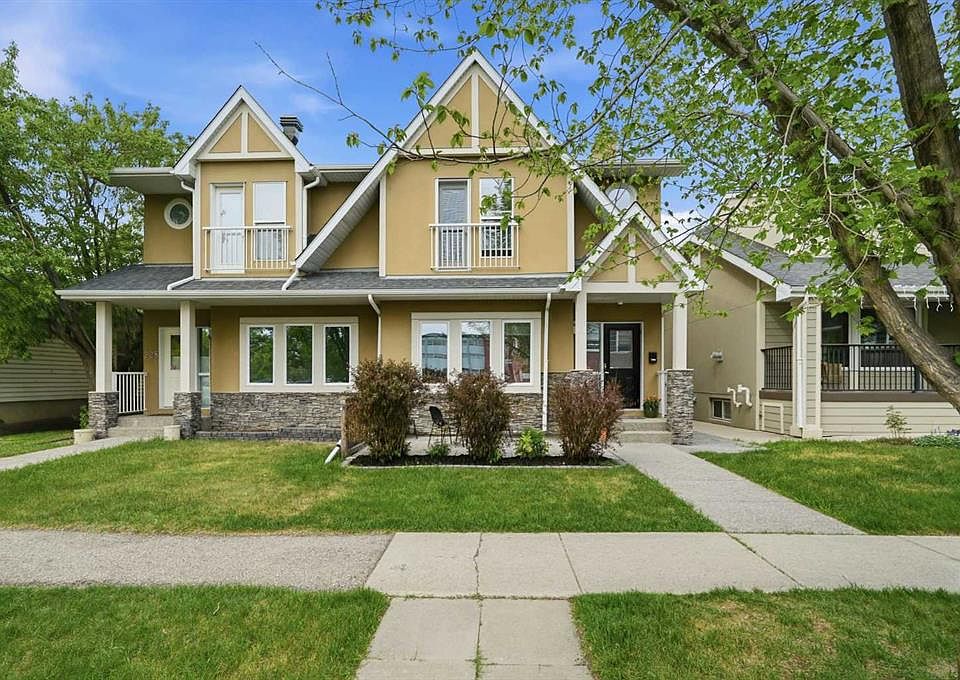 1st image of 226 S 11th Ave NW