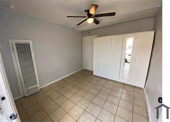 4th image of 8417 S San Pedro St