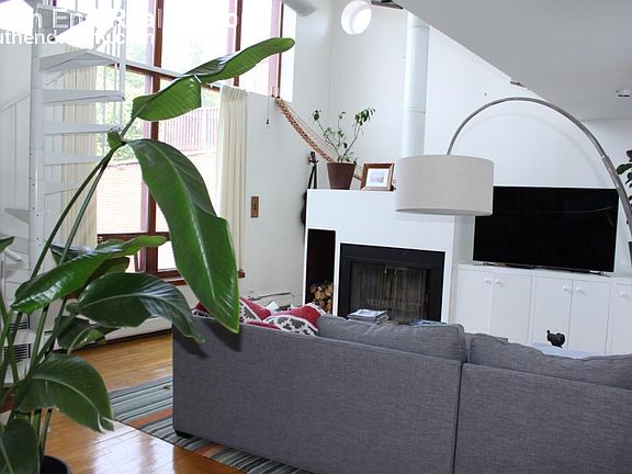 5th image of 184 W Canton St #7