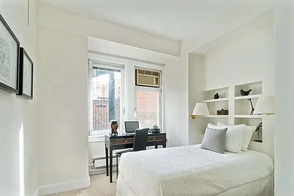 Sold by Stribling | media 31