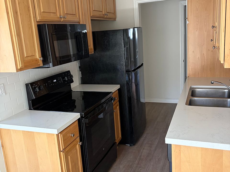1st image of 2638 28th St APT 14