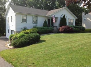 18 Ewald Pl, Stony Pt, NY 10980