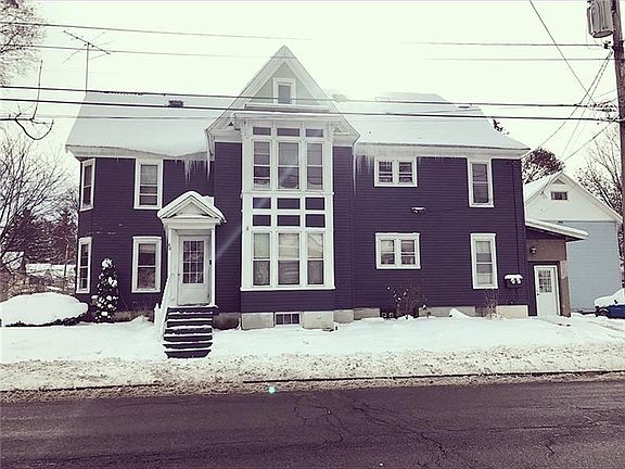 4th image of 429 Lincoln St