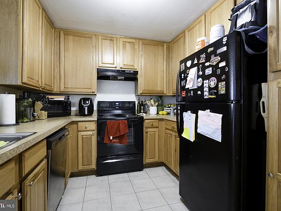 3rd image of 18504 Boysenberry Dr #16696