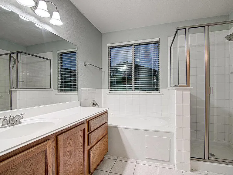 7705 Pebble Creek Dr — Photo 21