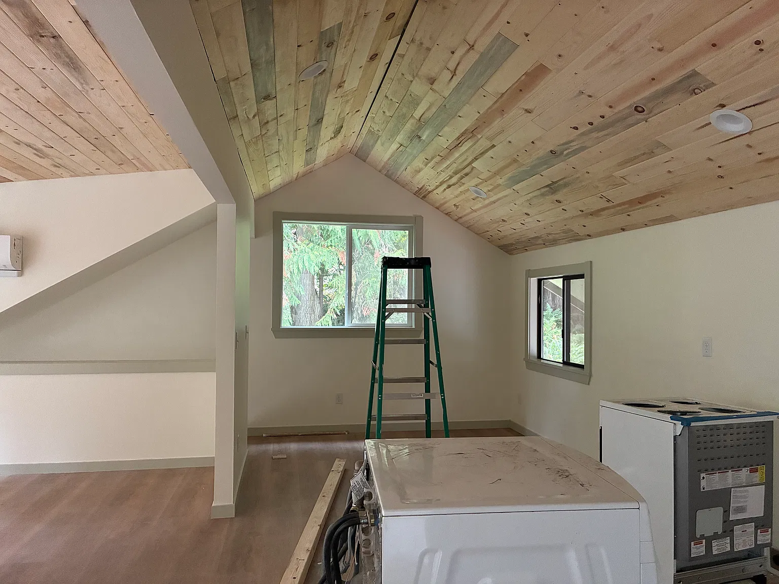 1 bed, 1200 sqft, $2,200 — Photo 3