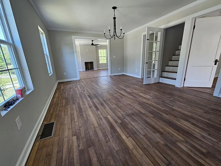 1120 Morningside Dr — Photo 4