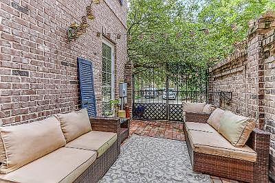 4th image of 410 E McDonough St #410