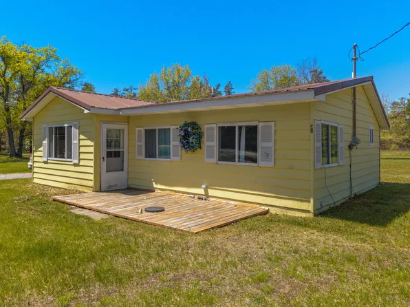 723 N Perry Creek Rd, Fairview, MI 48621
