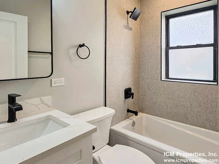 4845 N Wolcott Ave #3W — Photo 4