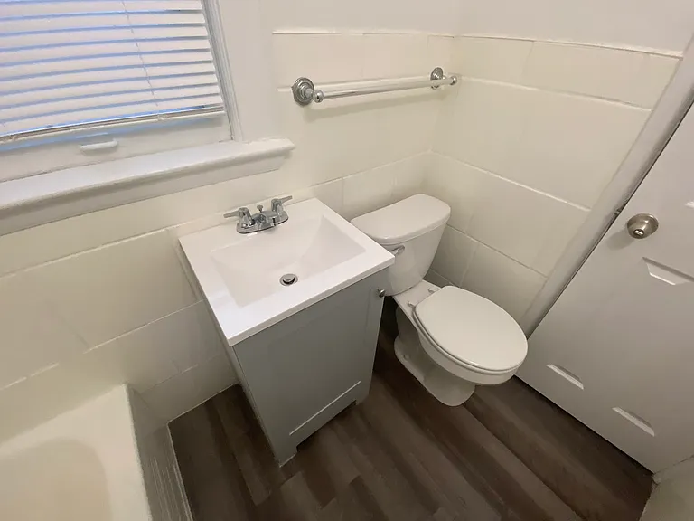 13620 Detroit Ave #AVENUE205 — Photo 3