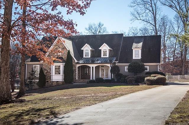1st image of 136 Bridle Path Ln
