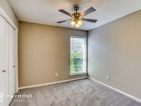 5th image of 2811 Eaglerock Cir