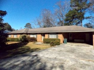 100 Fairway Dr, Valdosta, GA 31605