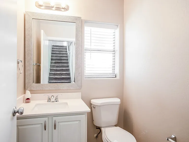 10952 W Elm St — Photo 14