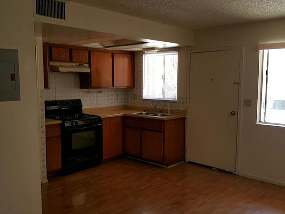 5th image of 330 E Cypress St APT 100