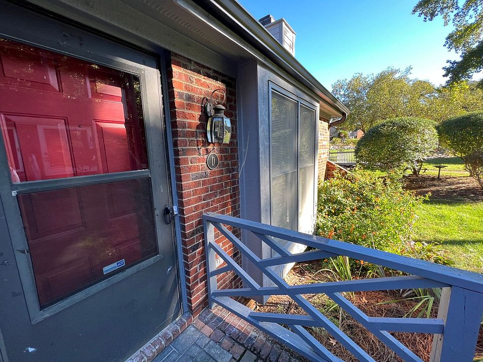 1st image of 4713 Matt Dr APT D