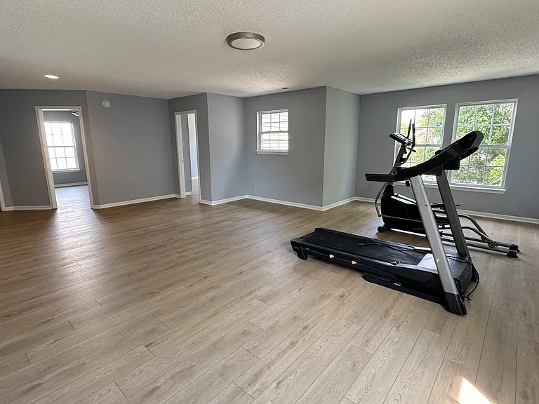10105 Yosemite Ln — Photo 11