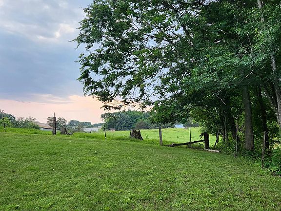 3rd image of 11121 McKinney Rd