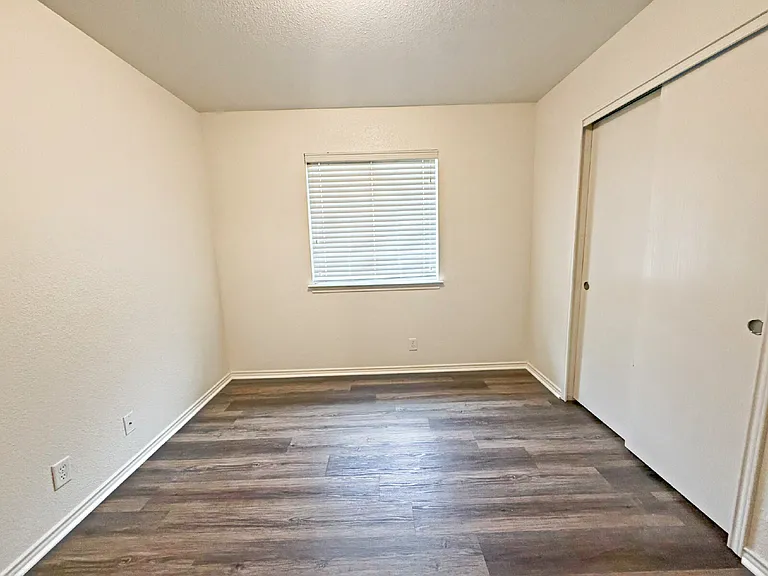 3949 Wensledale Dr — Photo 13