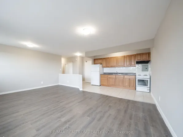 468 Ottawa St N, Hamilton, ON