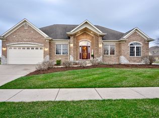 498 Quinlan Ave, Dekalb, IL 60115