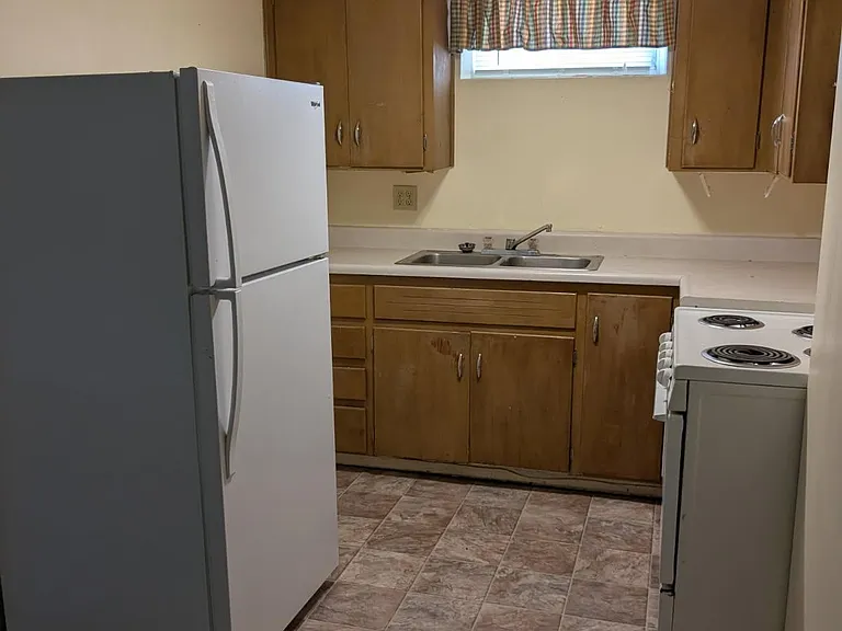 601 S 2nd St #10 — Photo 2