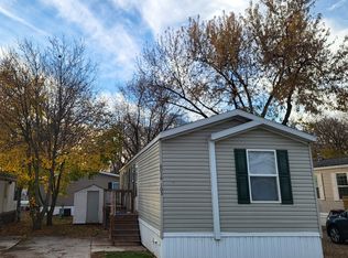 6016 Lake Dr #103, Ypsilanti, MI 48197