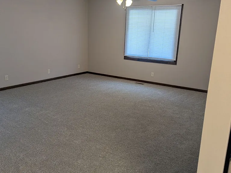 3720 Clover Cir — Photo 14