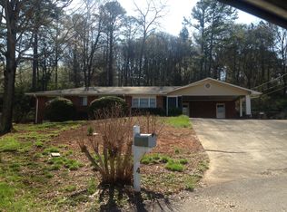 4 Crestwood Ct, Cartersville, GA 30121