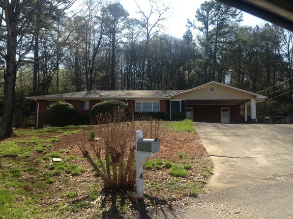 4 Crestwood Ct, Cartersville, GA 30121