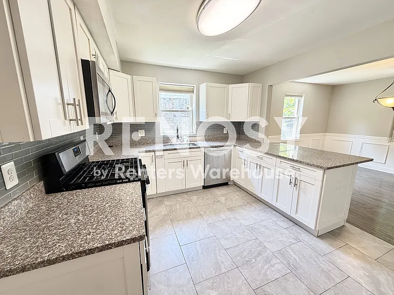 601 Warwick Rd — Photo 11