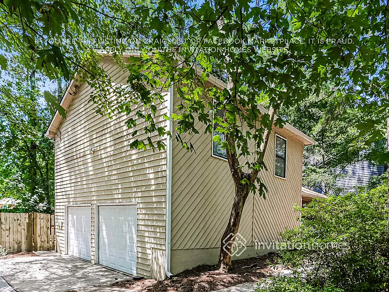 4821 Chapelle Ct — Photo 17