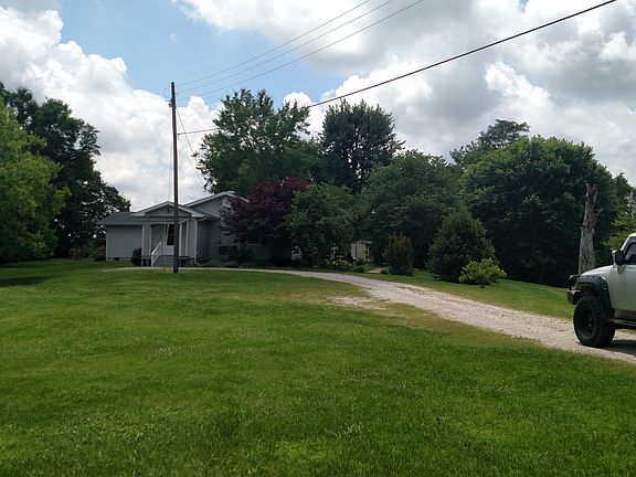 Side view of home from drive