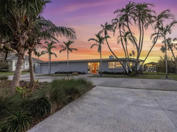 5915 Riverview Blvd, Bradenton, FL 34209